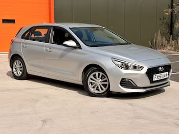 Used Hyundai i30 2018 for sale - 79835841: Photo