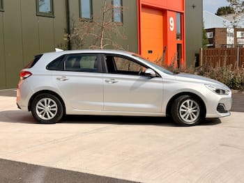 Used Hyundai i30 2018 for sale - 79835841: Photo