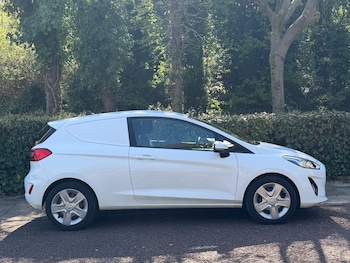 Used Ford Fiesta 2020 for sale - 78843222: Photo