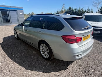 Used BMW 3 Series 2018 for sale - 79753972: Photo