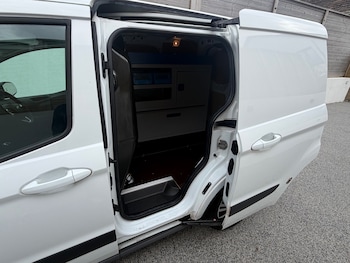 Used Ford Transit Courier 2018 for sale - 78267450: Photo