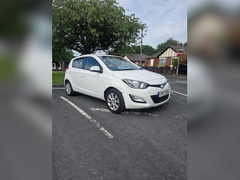 Used Hyundai i20 2013 for sale - 78964719: Photo