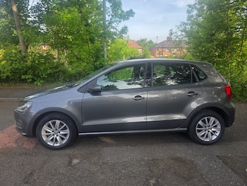 Used Volkswagen Polo 2016 for sale - 78744914: Photo