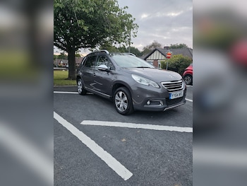 Used Peugeot 2008 2014 for sale - 79610378: Photo