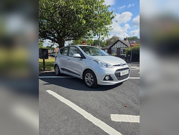 Used Hyundai i10 2014 for sale - 79608738: Photo