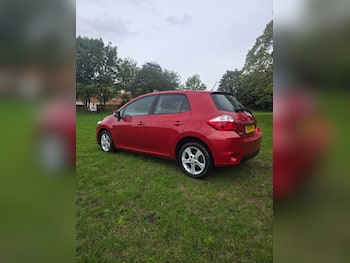 Used Toyota Auris 2011 for sale - 79732137: Photo