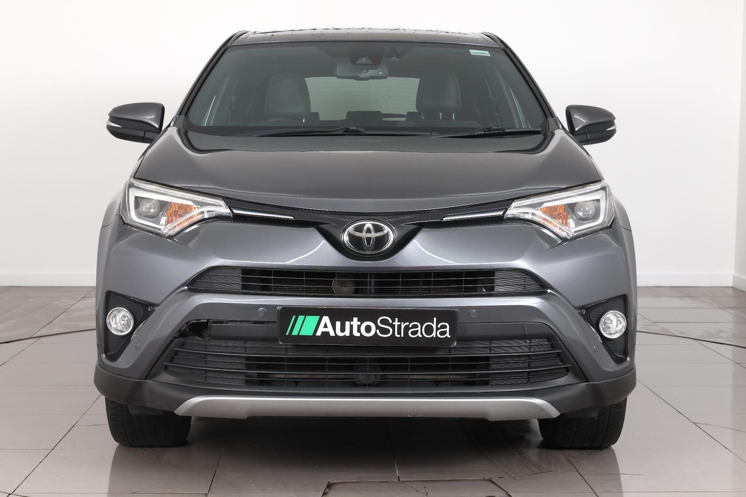 Used Toyota RAV4 2018 for sale - 77625090: Photo 15
