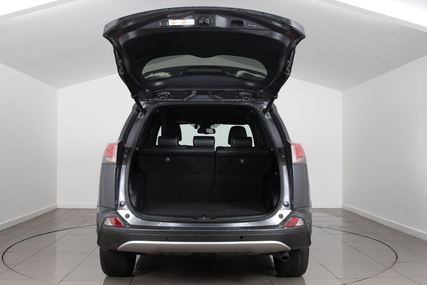 Used Toyota RAV4 2018 for sale - 77625090: Photo 19