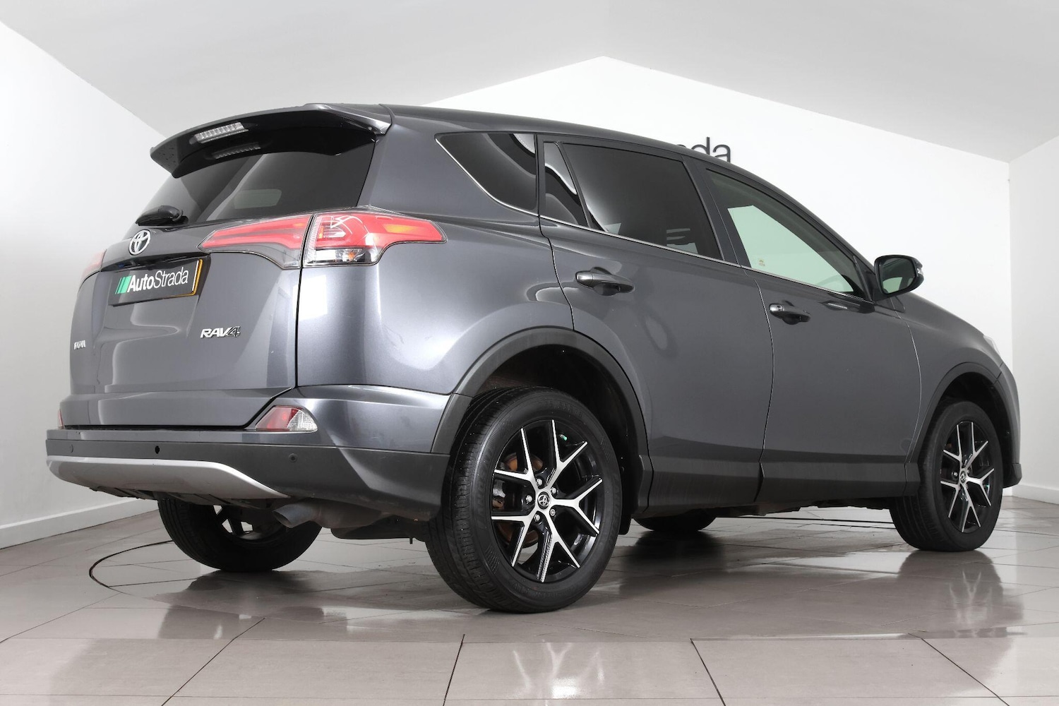 Used Toyota RAV4 2018 for sale - 77625090: Photo 20