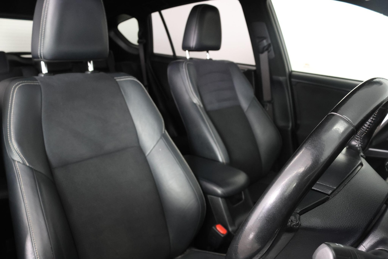 Used Toyota RAV4 2018 for sale - 77625090: Photo 48