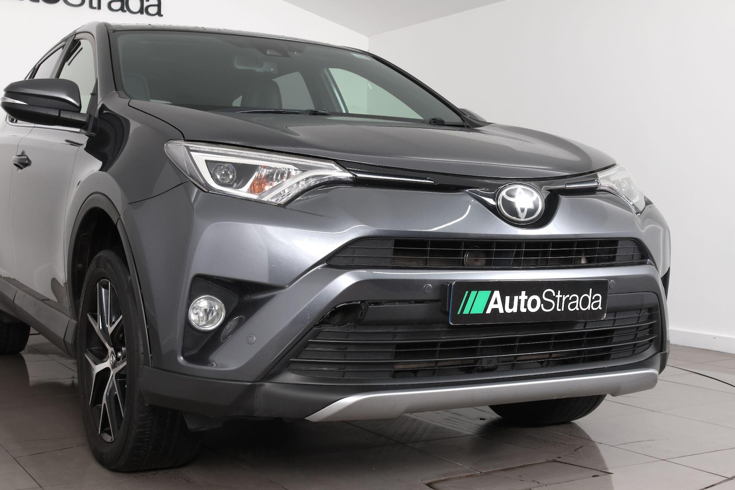 Used Toyota RAV4 2018 for sale - 77625090: Photo 58