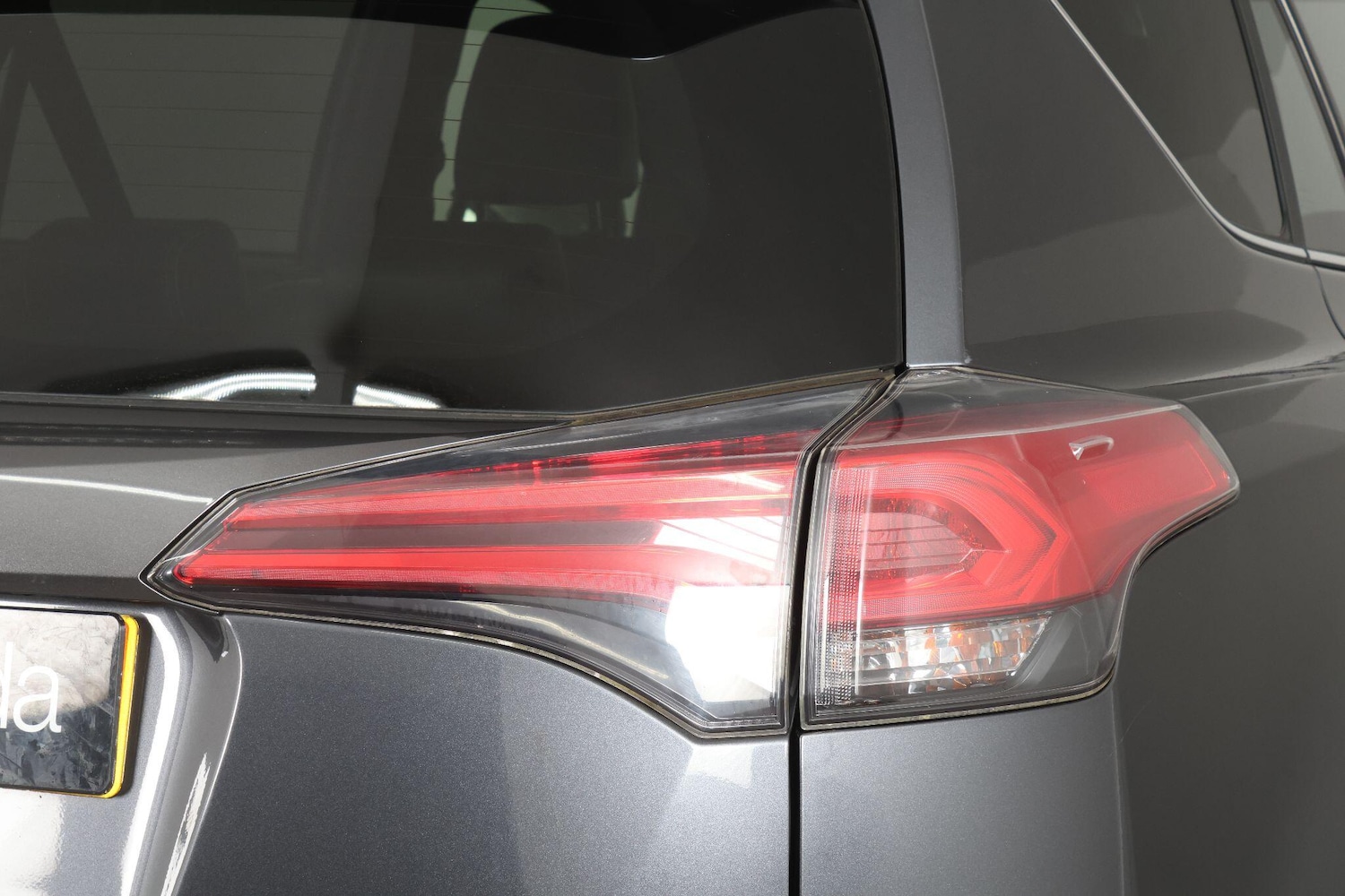 Used Toyota RAV4 2018 for sale - 77625090: Photo 64