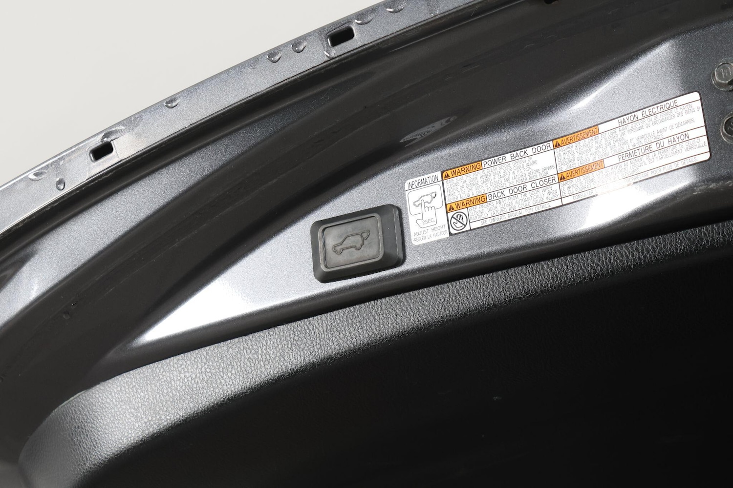 Used Toyota RAV4 2018 for sale - 77625090: Photo 68