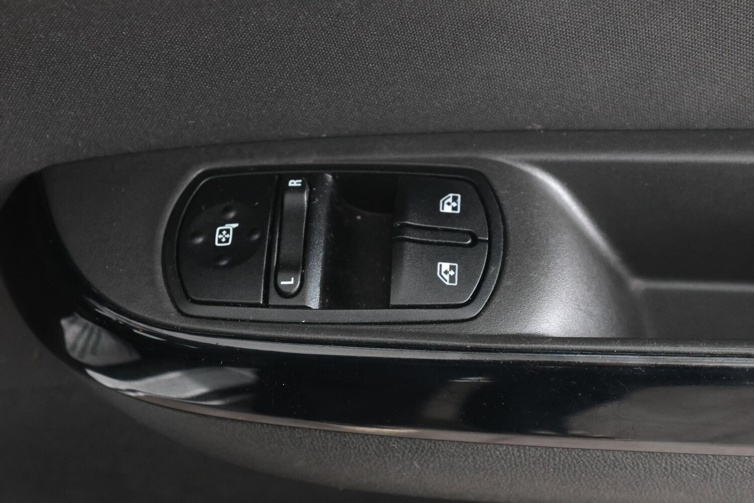 Used Vauxhall Corsa for sale - 76994946: Photo 45