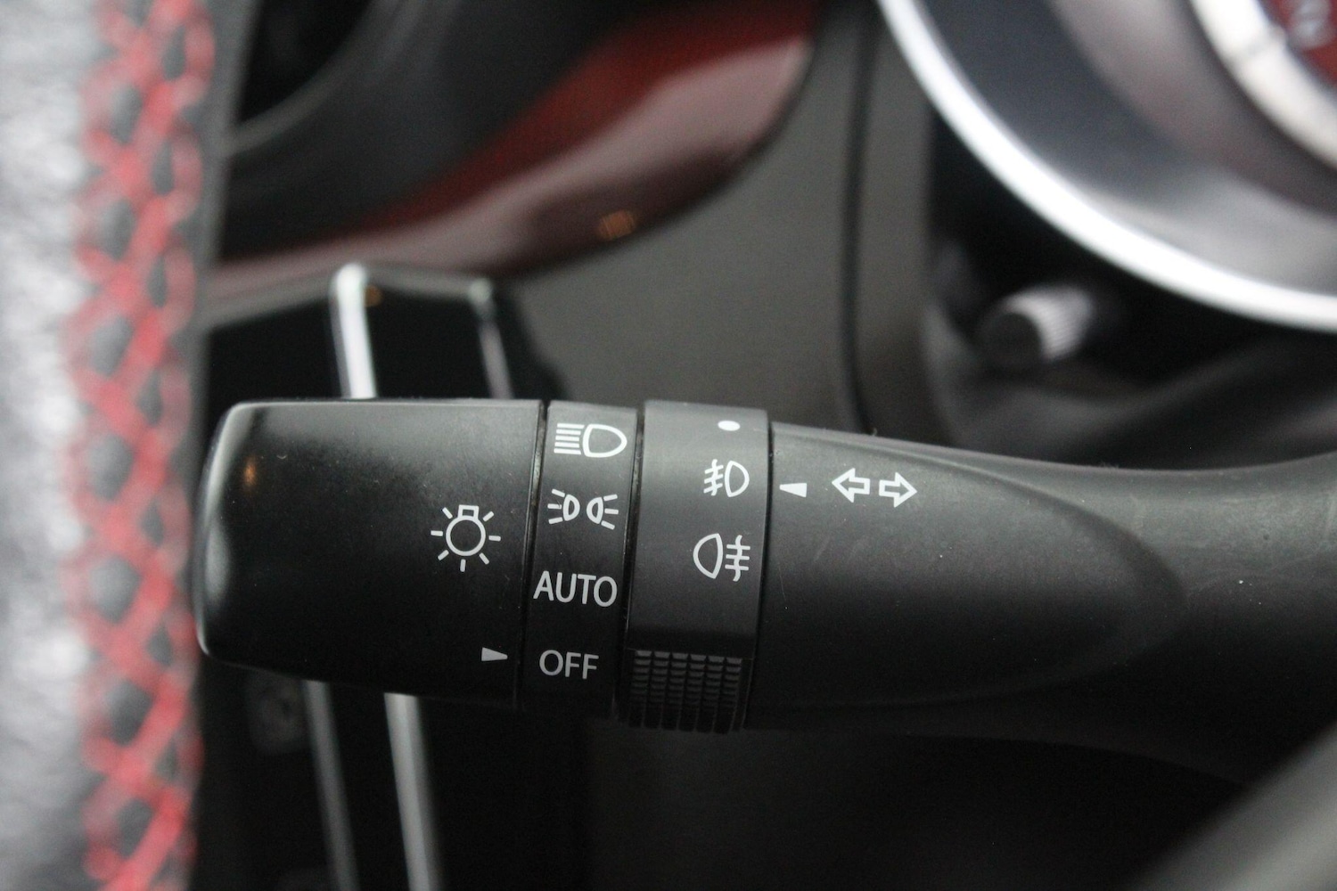 Used Suzuki Swift 2019 for sale - 76994431: Photo 25