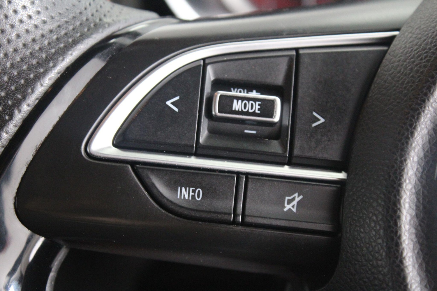 Used Suzuki Swift 2019 for sale - 76994431: Photo 27