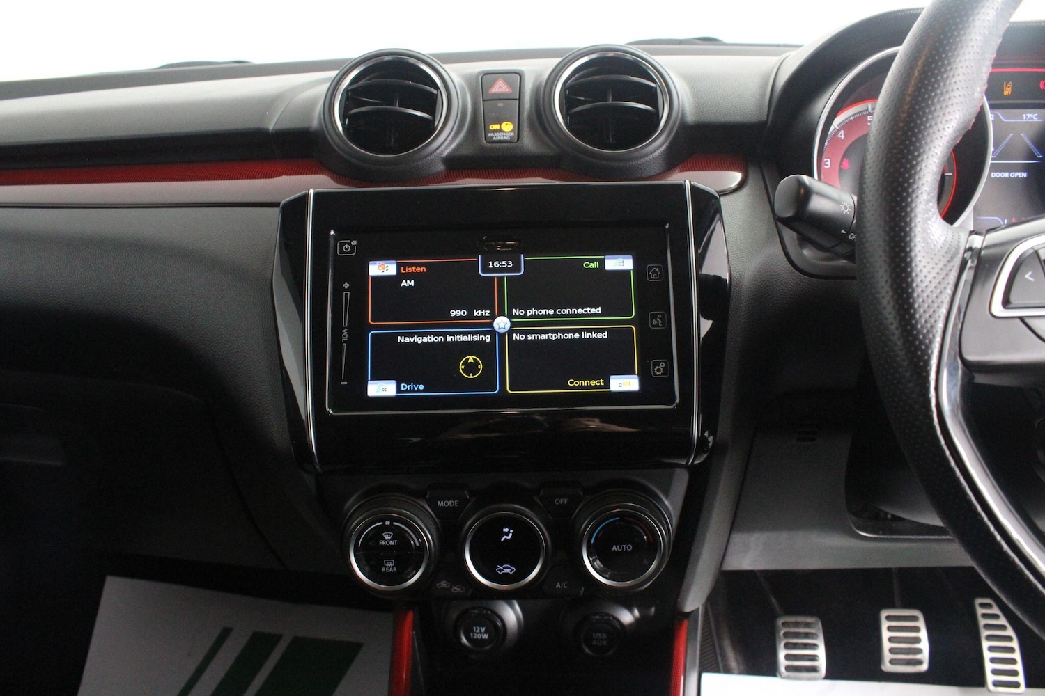 Used Suzuki Swift 2019 for sale - 76994431: Photo 37