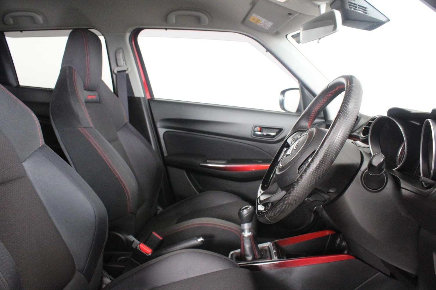 Used Suzuki Swift 2019 for sale - 76994431: Photo 50