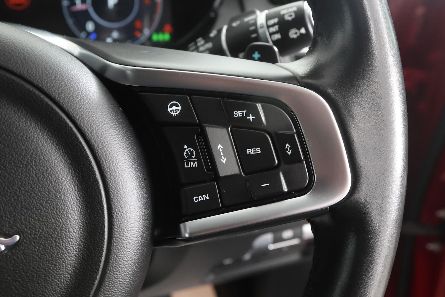 Used Jaguar E-Pace 2020 for sale - 77993592: Photo 26