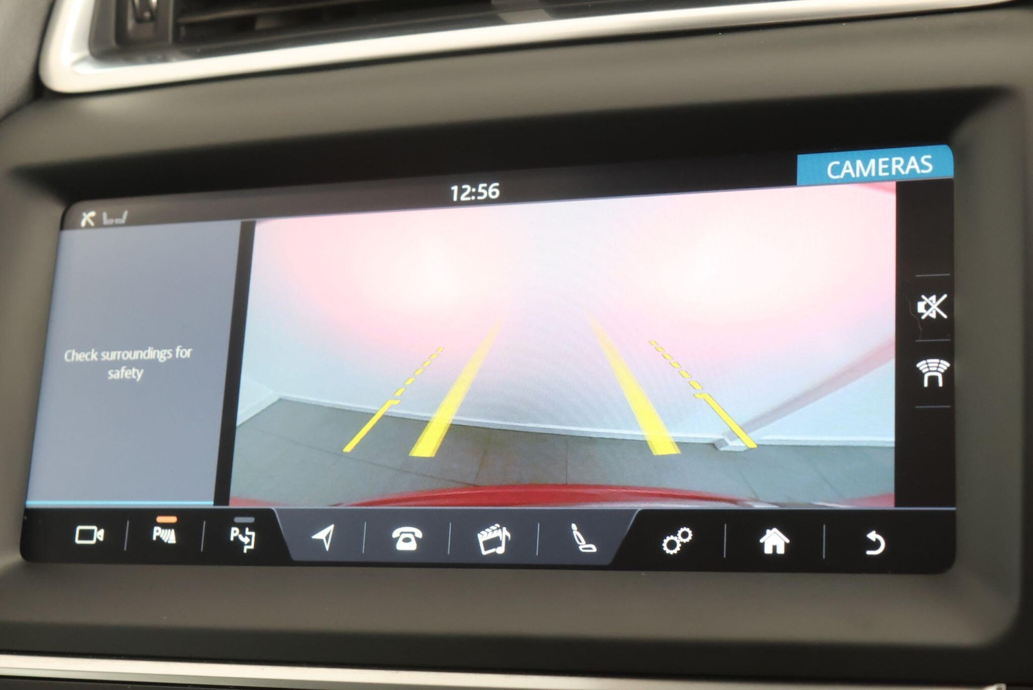 Used Jaguar E-Pace 2020 for sale - 77993592: Photo 36