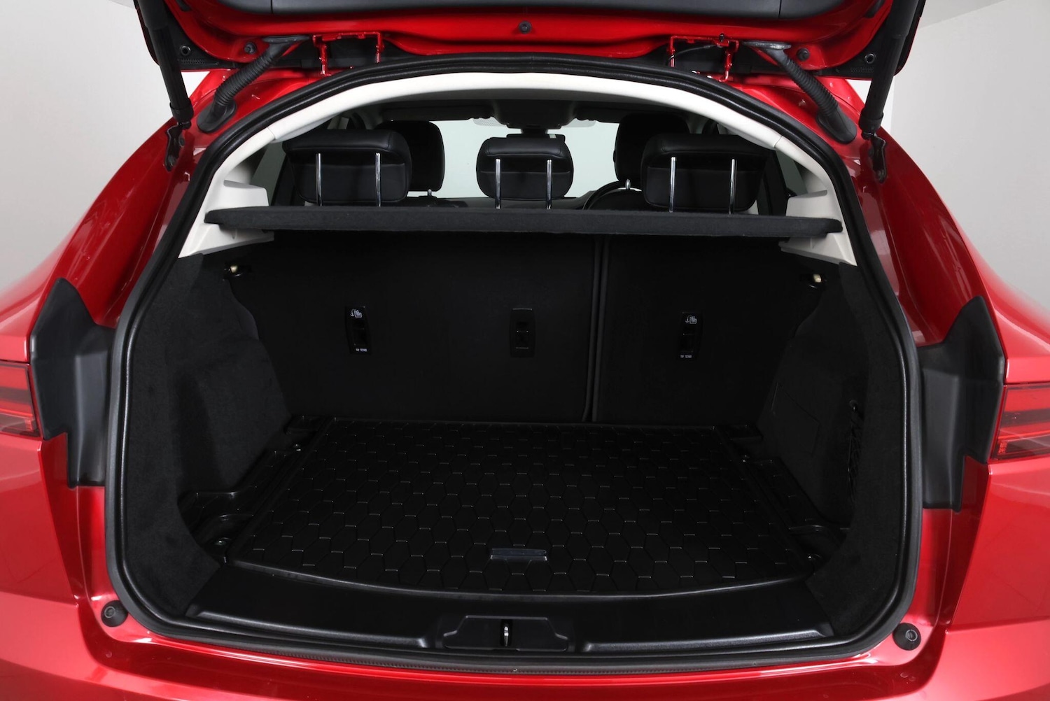 Used Jaguar E-Pace 2020 for sale - 77993592: Photo 75