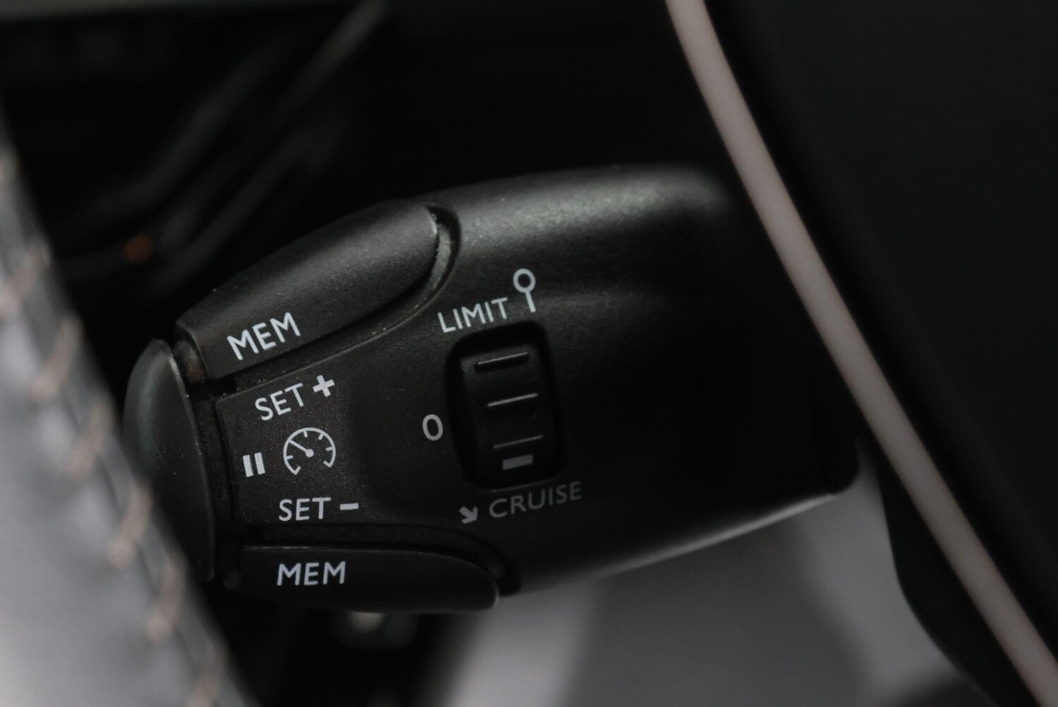 Used Peugeot 208 for sale - 77586937: Photo 24