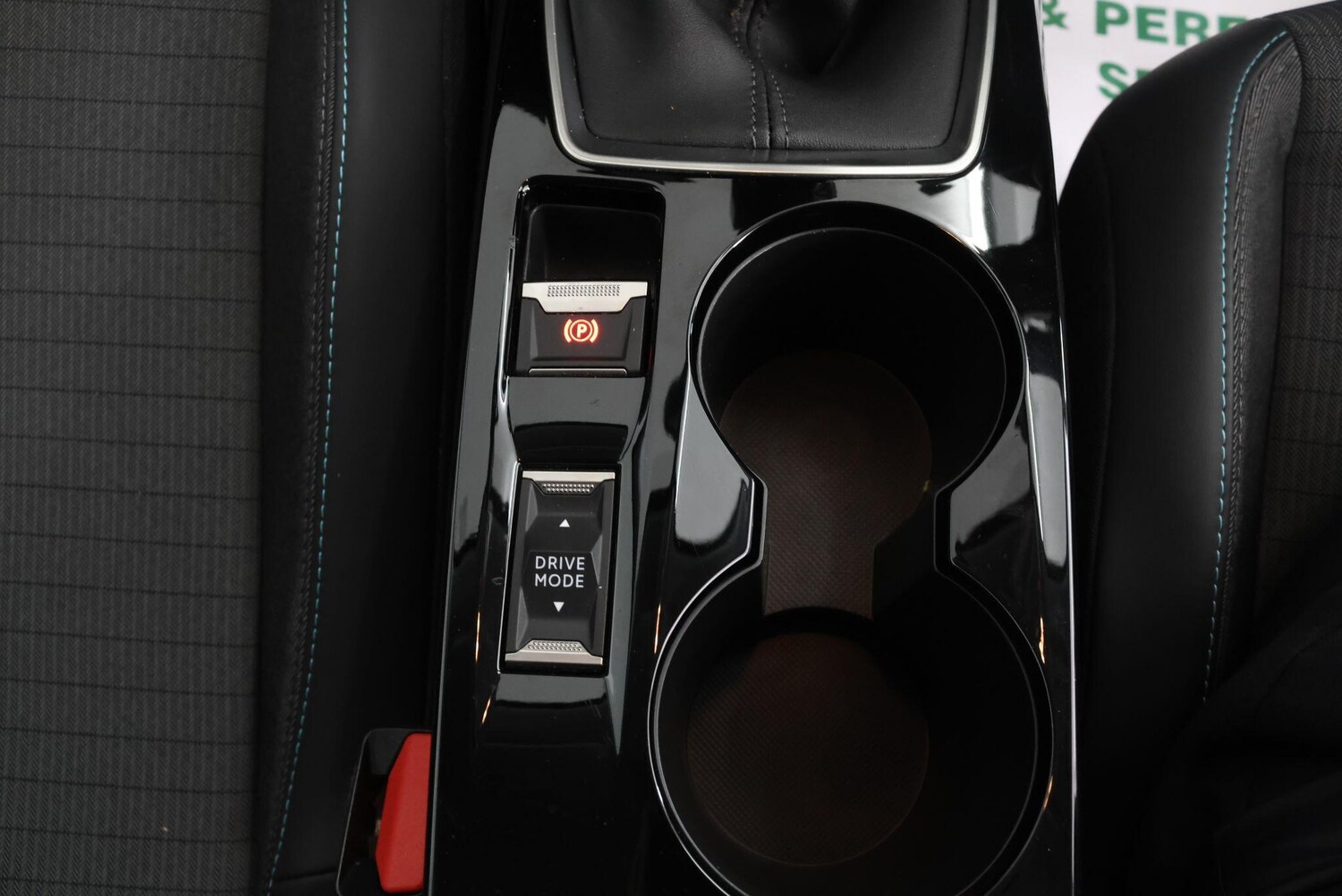 Used Peugeot 208 for sale - 77586937: Photo 42