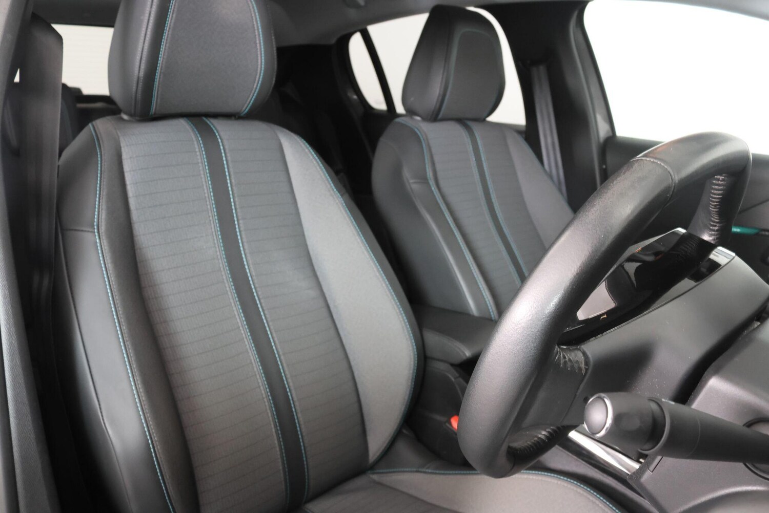 Used Peugeot 208 for sale - 77586937: Photo 50