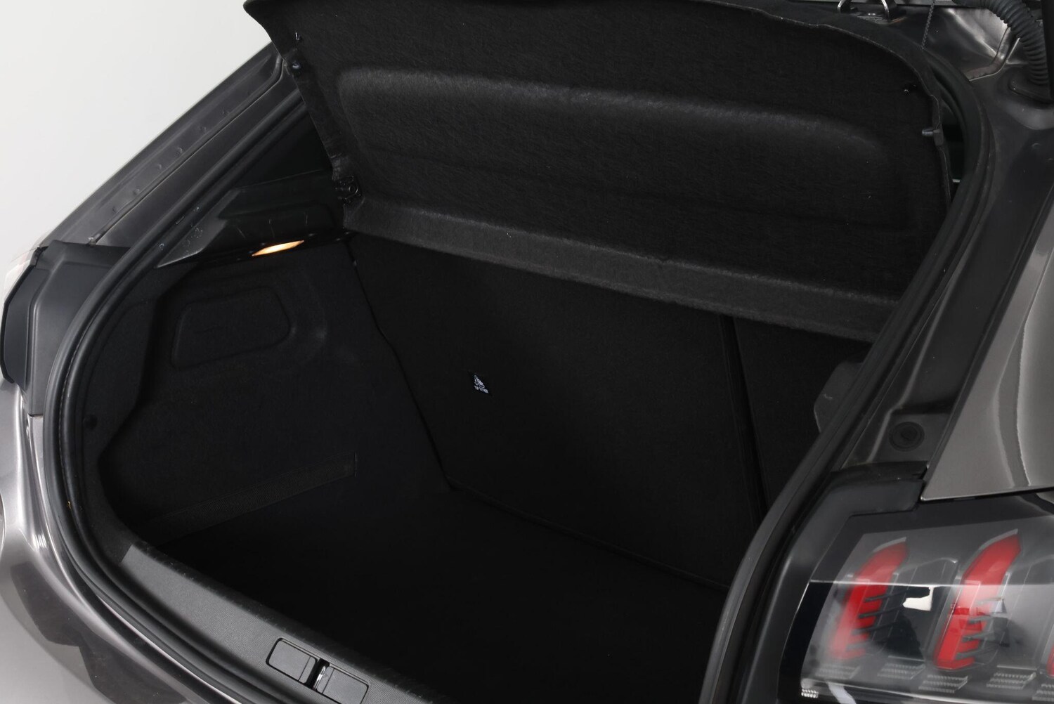 Used Peugeot 208 for sale - 77586937: Photo 70