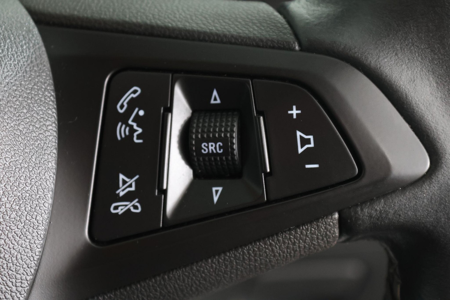 Used Vauxhall Astra for sale - 77015530: Photo 21