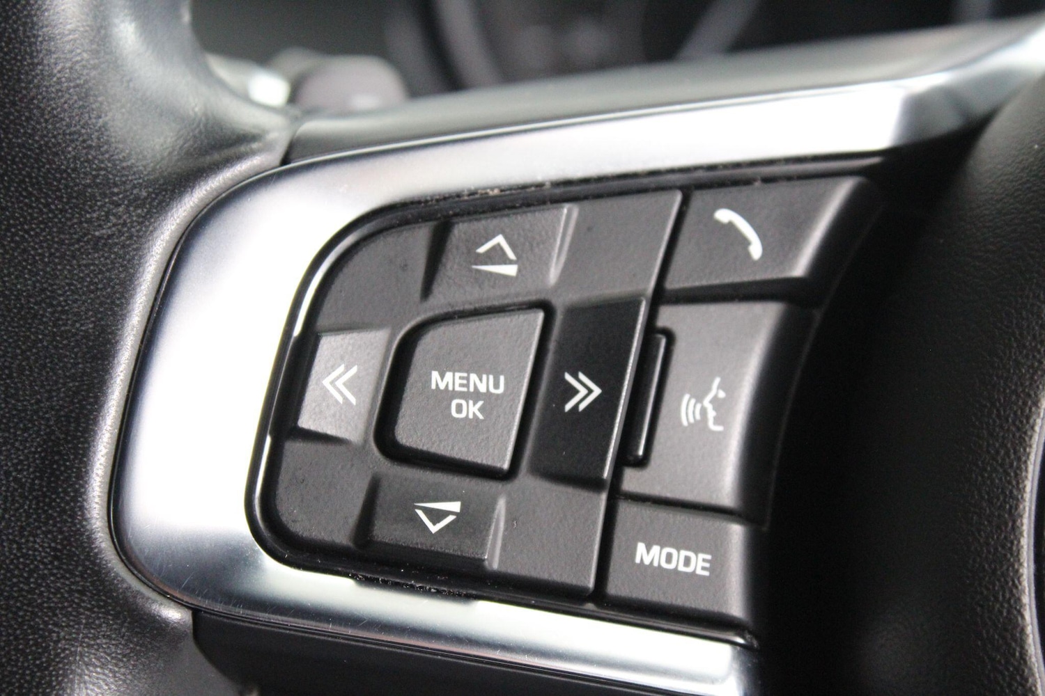 Used Jaguar E-Pace for sale - 76997894: Photo 25