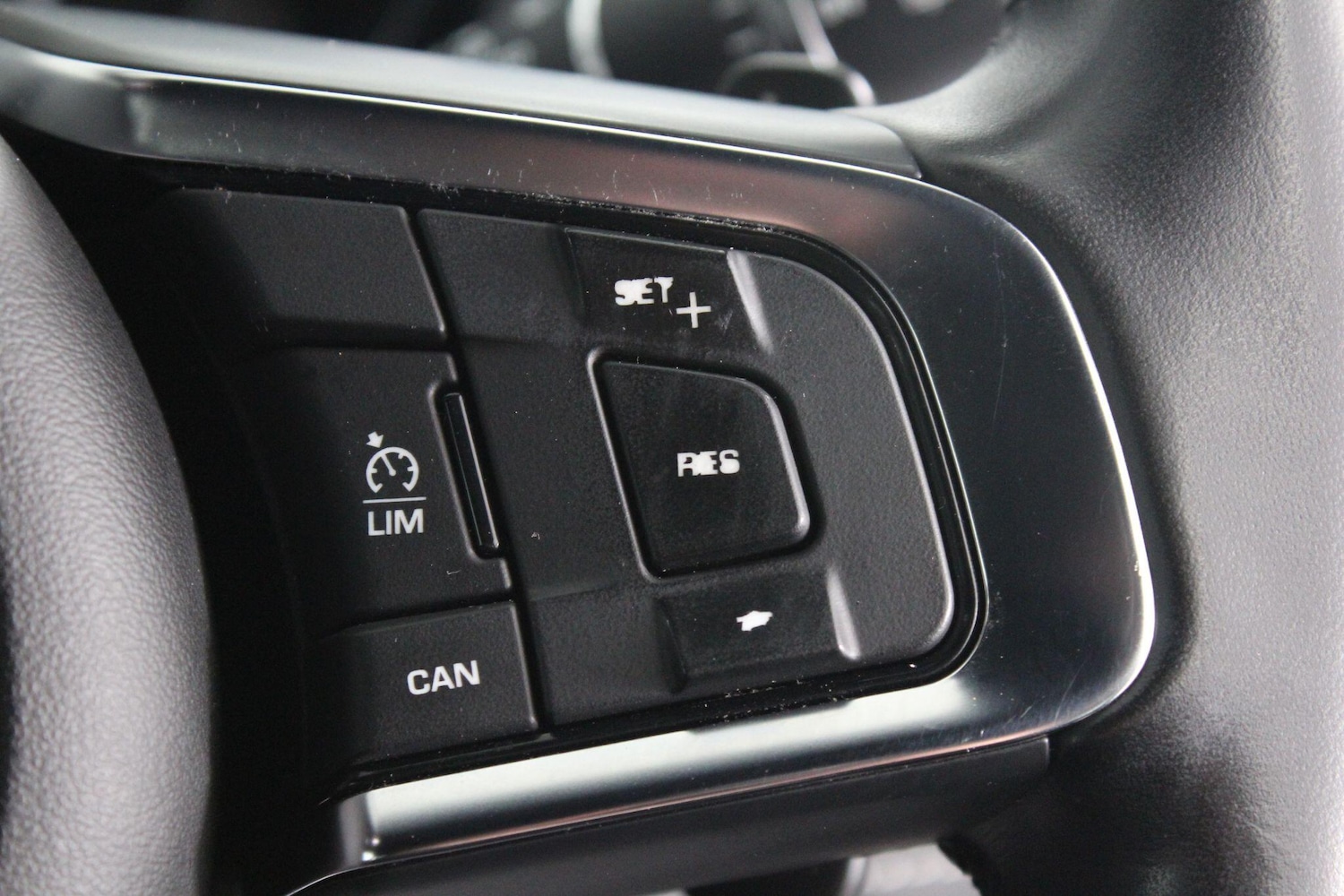 Used Jaguar E-Pace for sale - 76997894: Photo 27