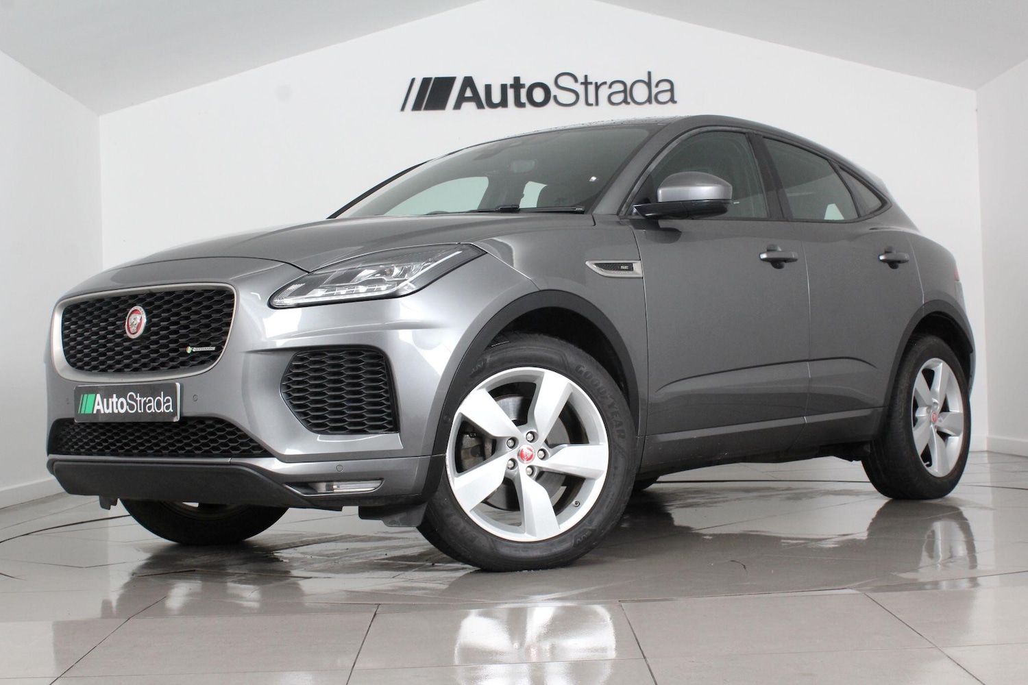 Used Jaguar E-Pace for sale - 76997894: Photo 5