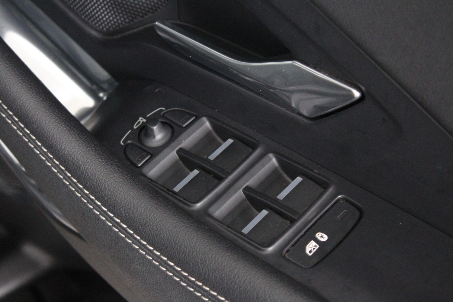 Used Jaguar E-Pace for sale - 76997894: Photo 51