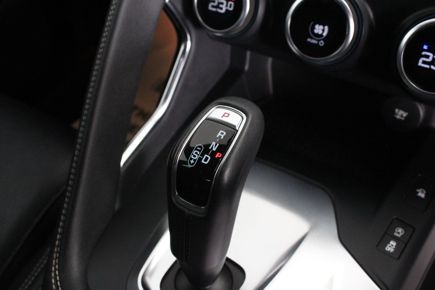 Used Jaguar E-Pace for sale - 76997894: Photo 57