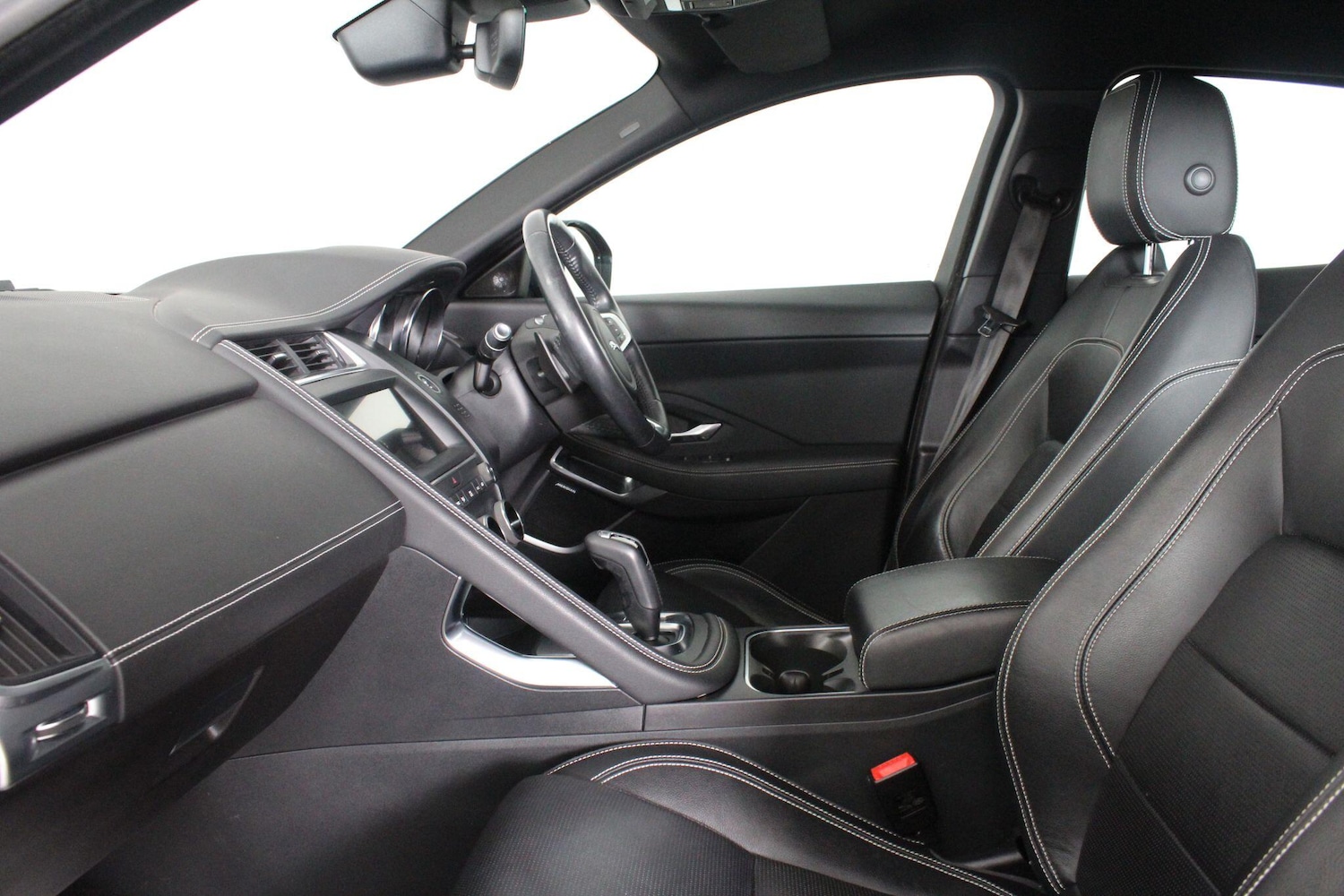 Used Jaguar E-Pace for sale - 76997894: Photo 65