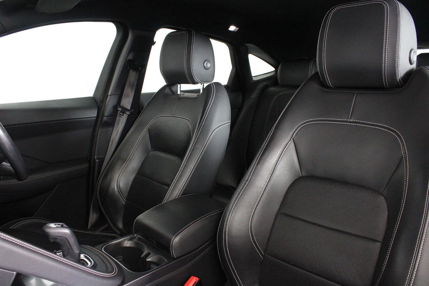 Used Jaguar E-Pace for sale - 76997894: Photo 67