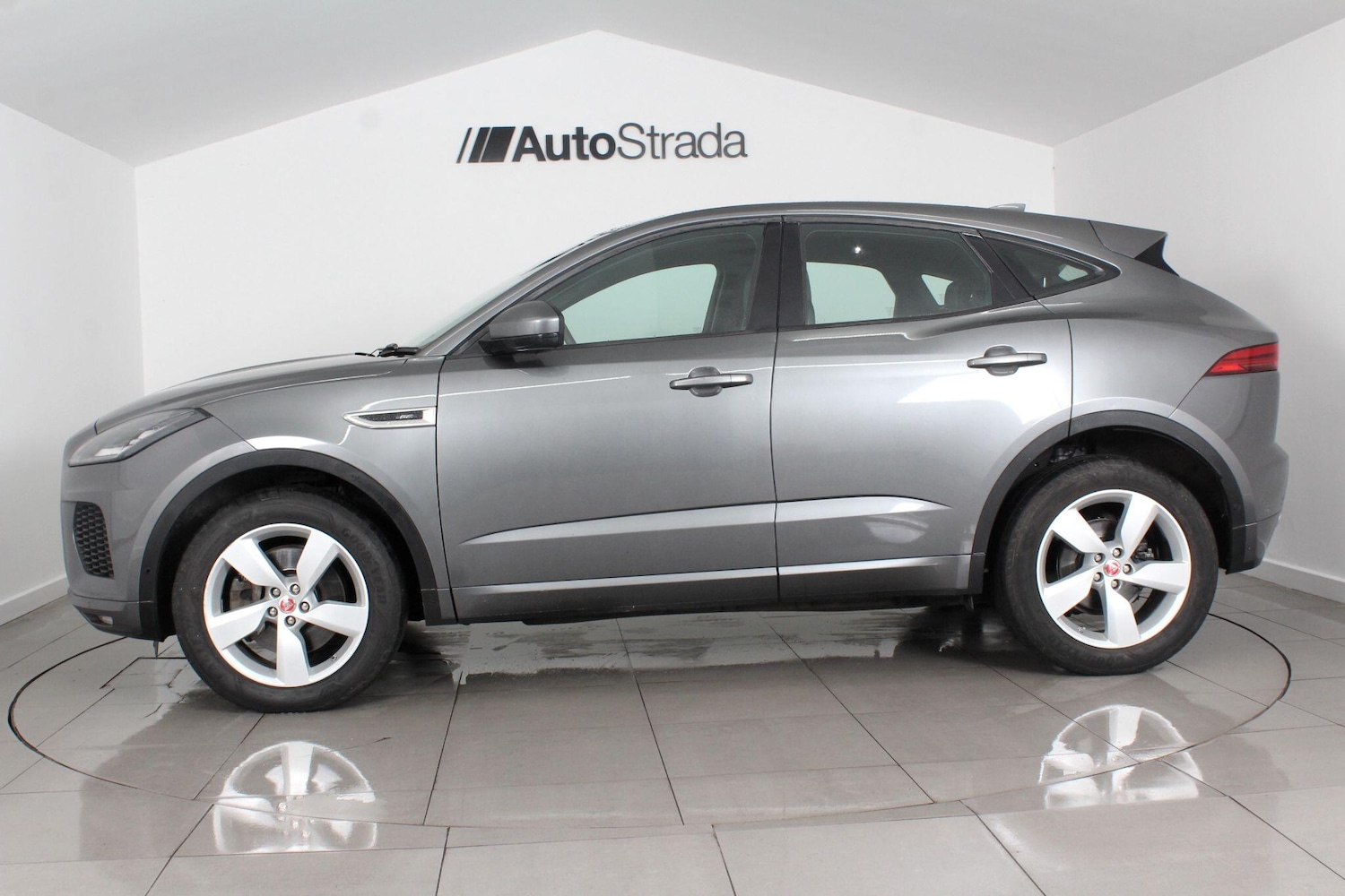 Used Jaguar E-Pace for sale - 76997894: Photo 7