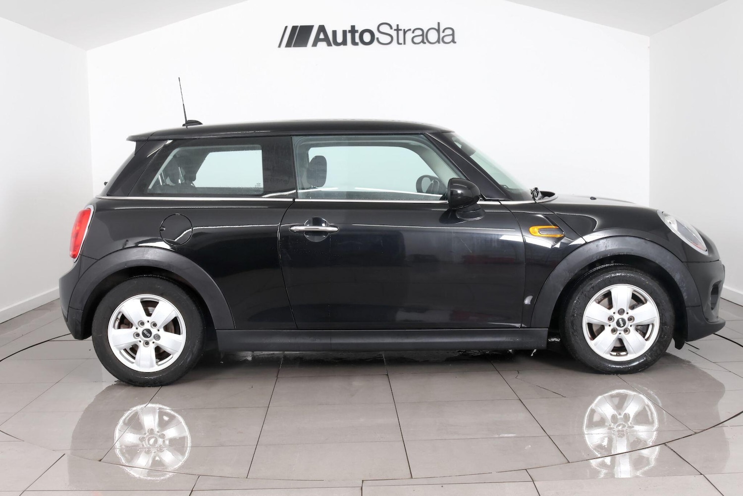 Used MINI Hatch 2016 for sale - 77345456: Photo 6