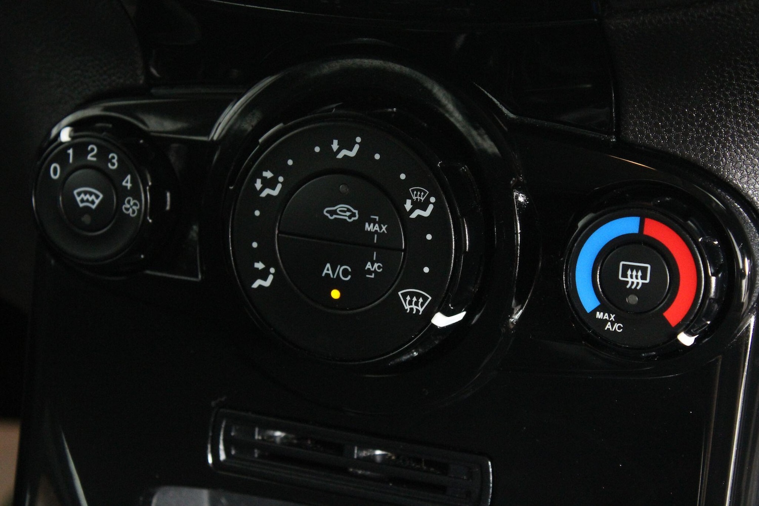 Used Ford Fiesta 2016 for sale - 76992491: Photo 41