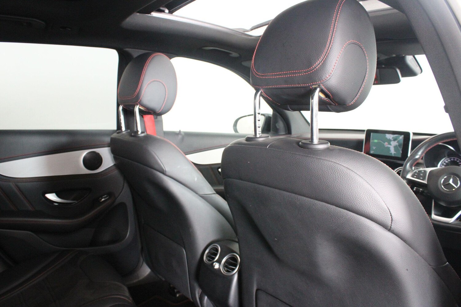 Used Mercedes-Benz GLC for sale - 76993106: Photo 73