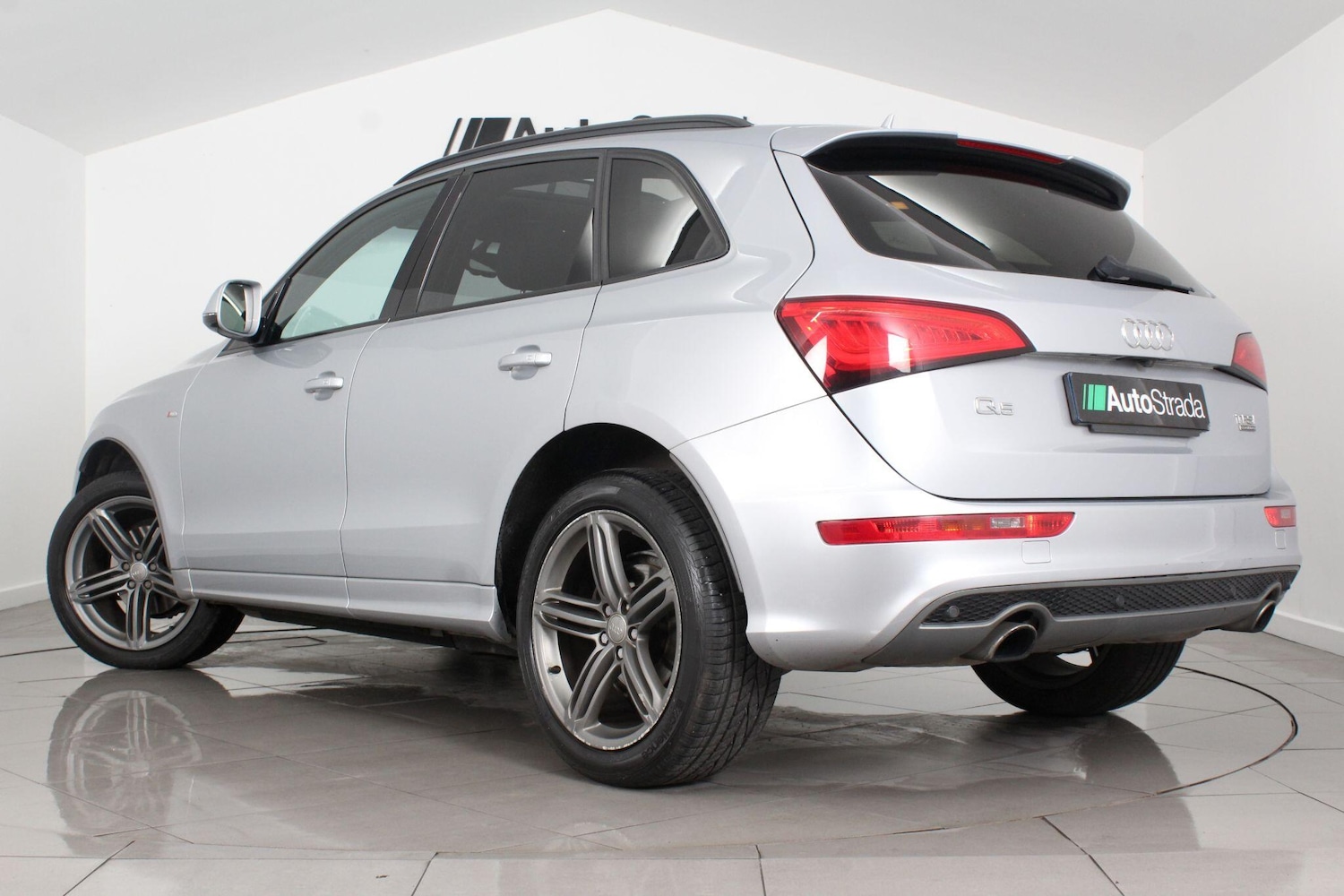 Used Audi Q5 2015 for sale - 76990213: Photo 10