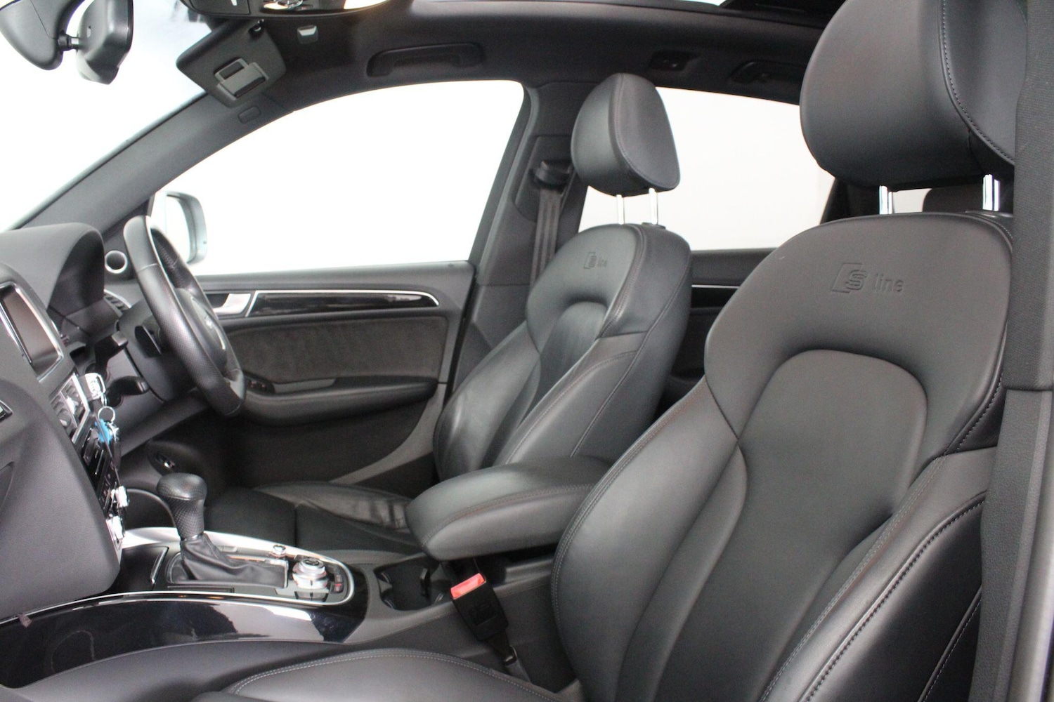 Used Audi Q5 2015 for sale - 76990213: Photo 69