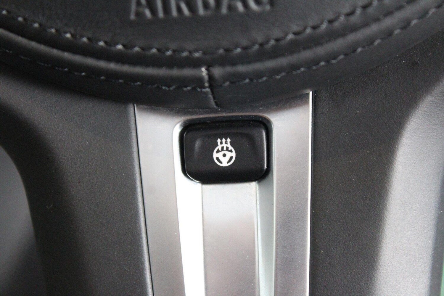 Used BMW 3 Series 2020 for sale - 76988220: Photo 24