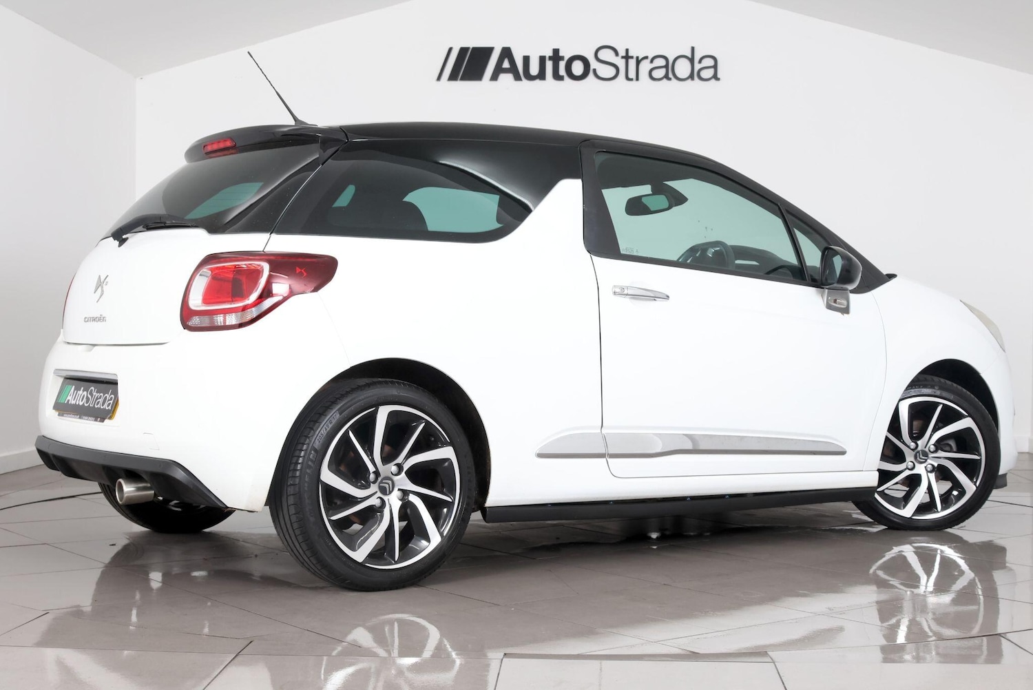 Used Citroen DS3 2015 for sale - 77671123: Photo 12