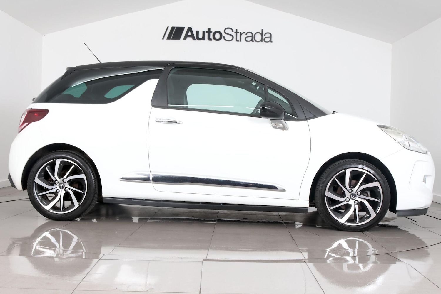 Used Citroen DS3 2015 for sale - 77671123: Photo 6