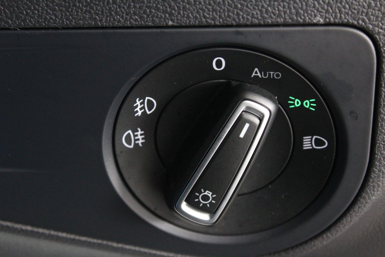 Used Volkswagen Tiguan for sale - 76997569: Photo 47