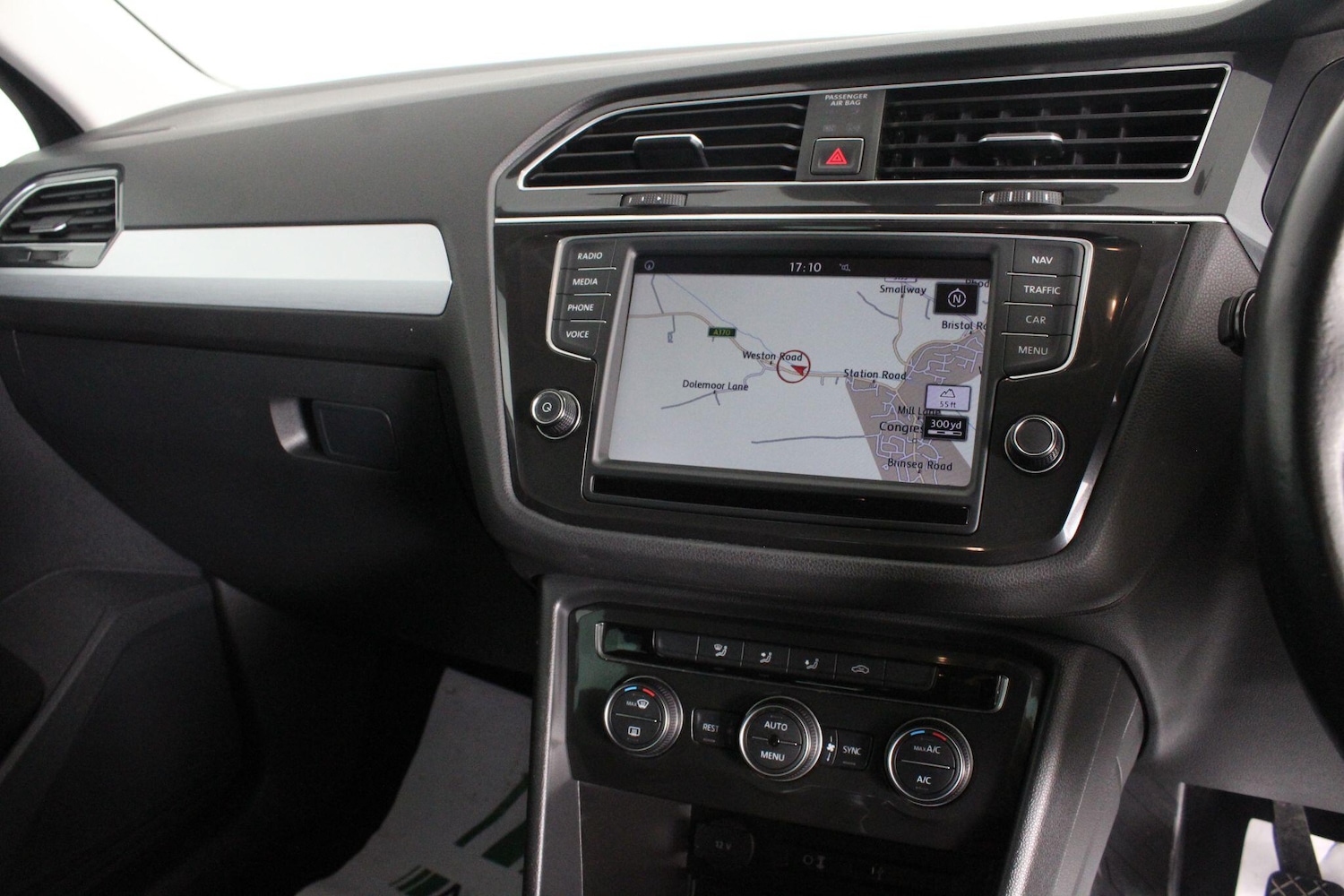 Used Volkswagen Tiguan for sale - 76997569: Photo 49