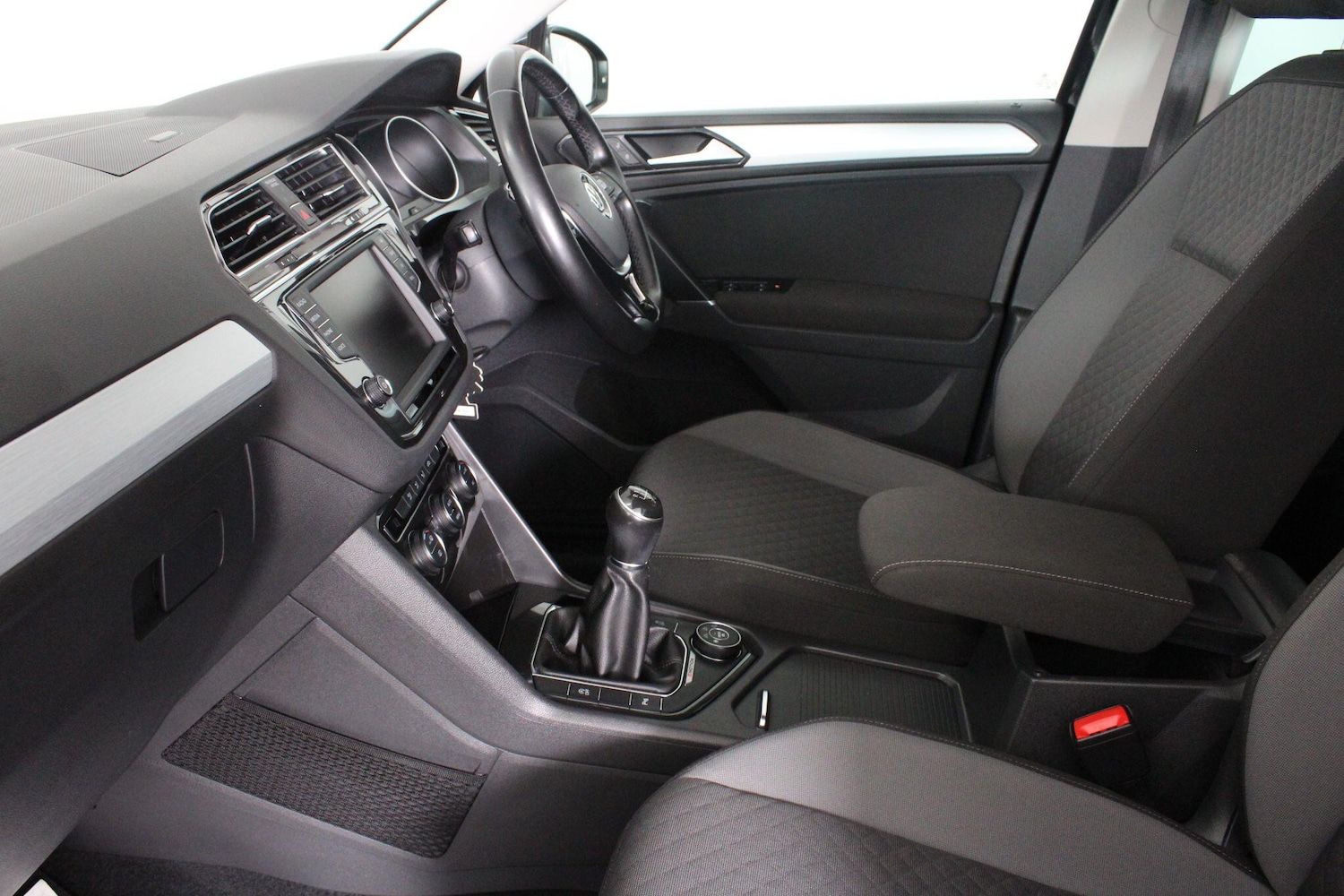 Used Volkswagen Tiguan for sale - 76997569: Photo 51