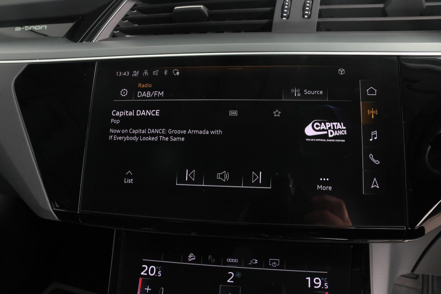 Used Audi e-tron 2022 for sale - 77537865: Photo 35